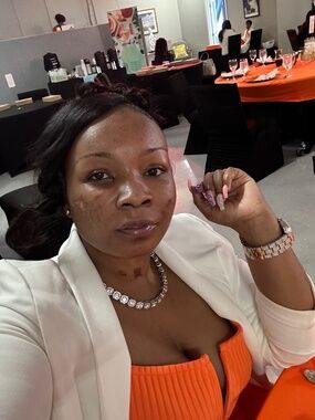 Meet your Posher, Tyneshia